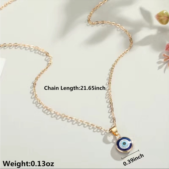 ***$8 BUNDLE*** Evil Eye Necklace - Picture 2 of 3